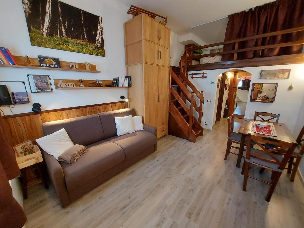 Апартаменты Le Petit Refuge Cervinia Брей-Червиния Экстерьер фото